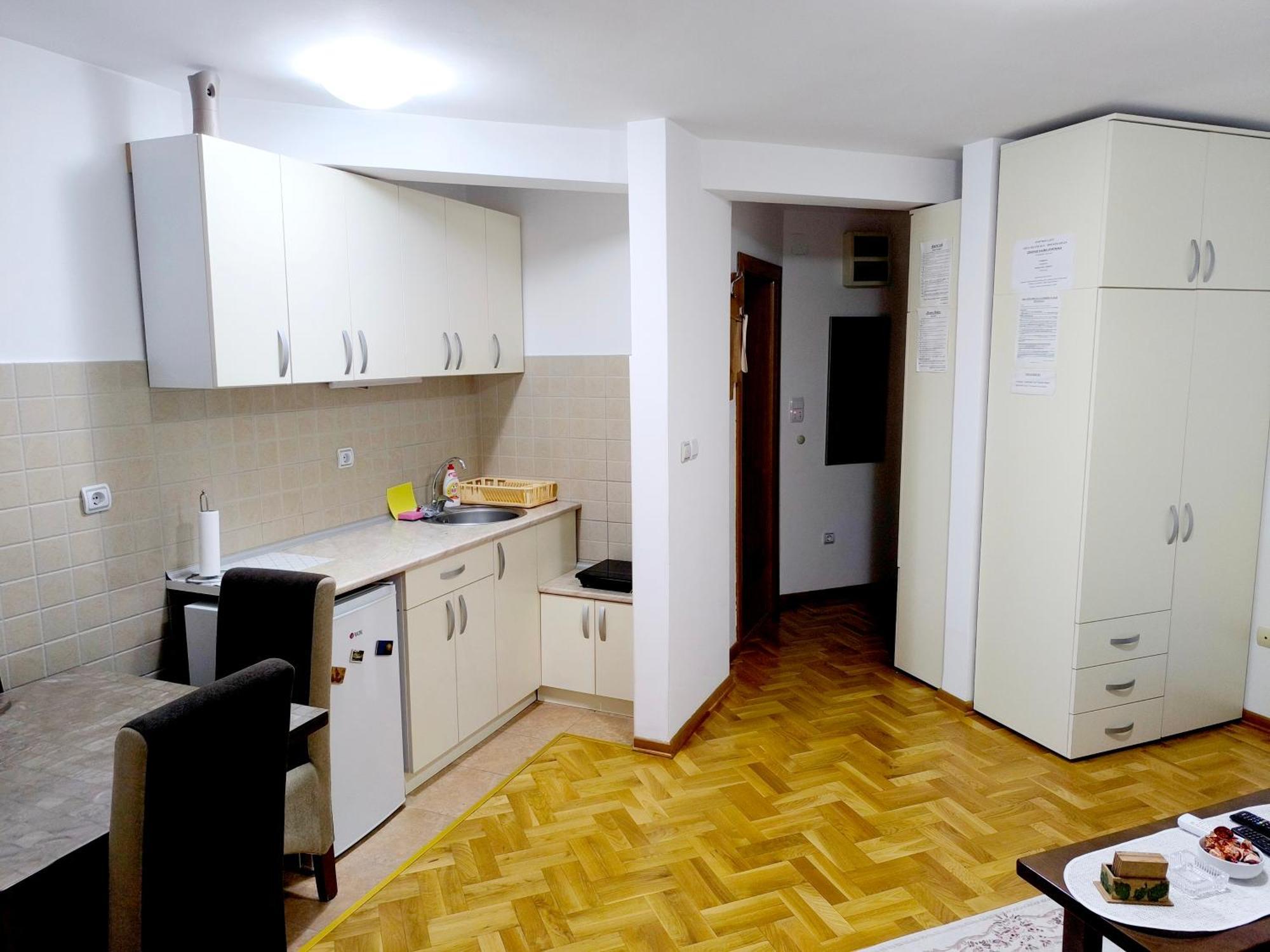 Apartment Laca Vrnjačka Banja Exteriör bild