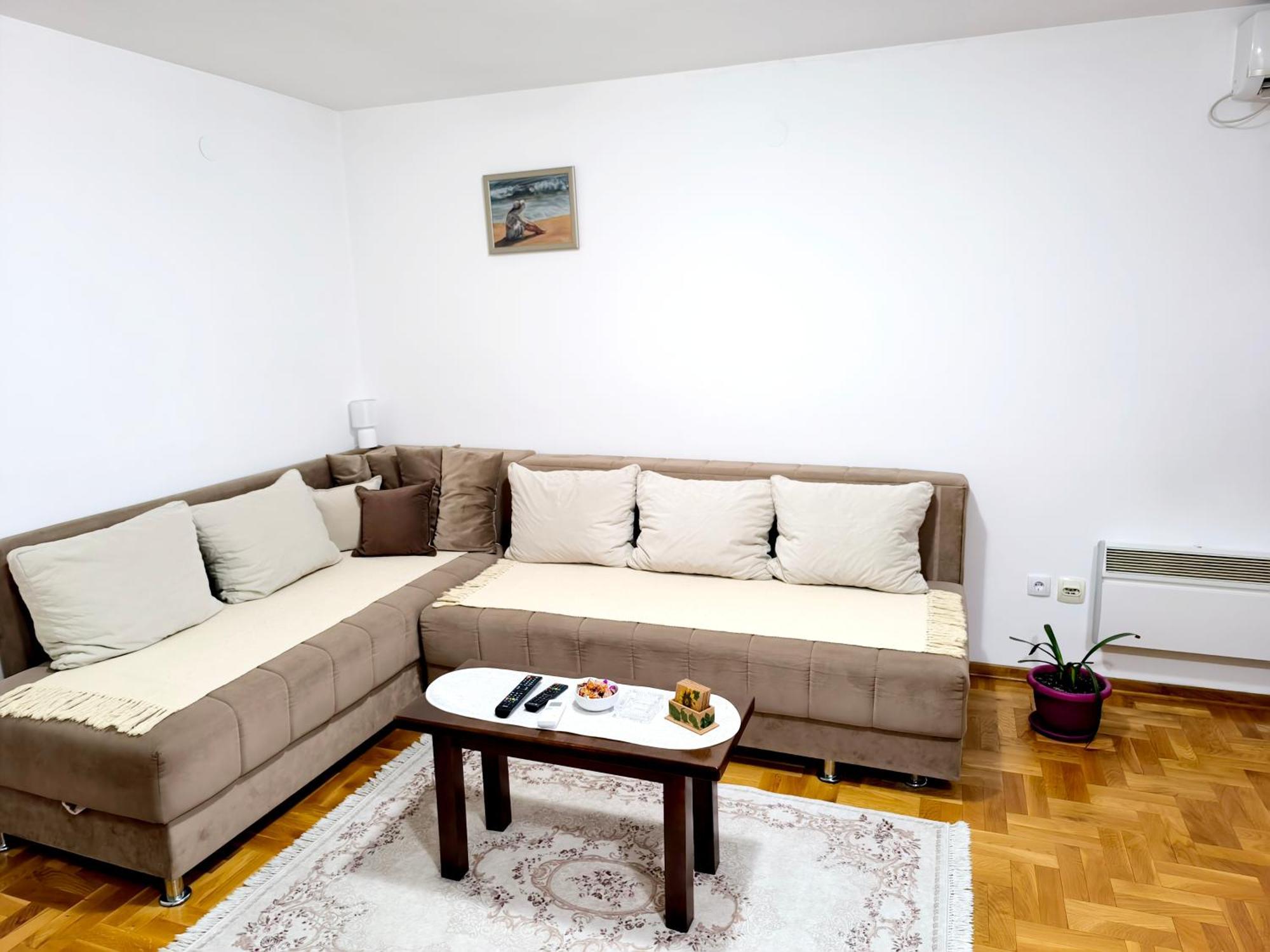 Apartment Laca Vrnjačka Banja Exteriör bild