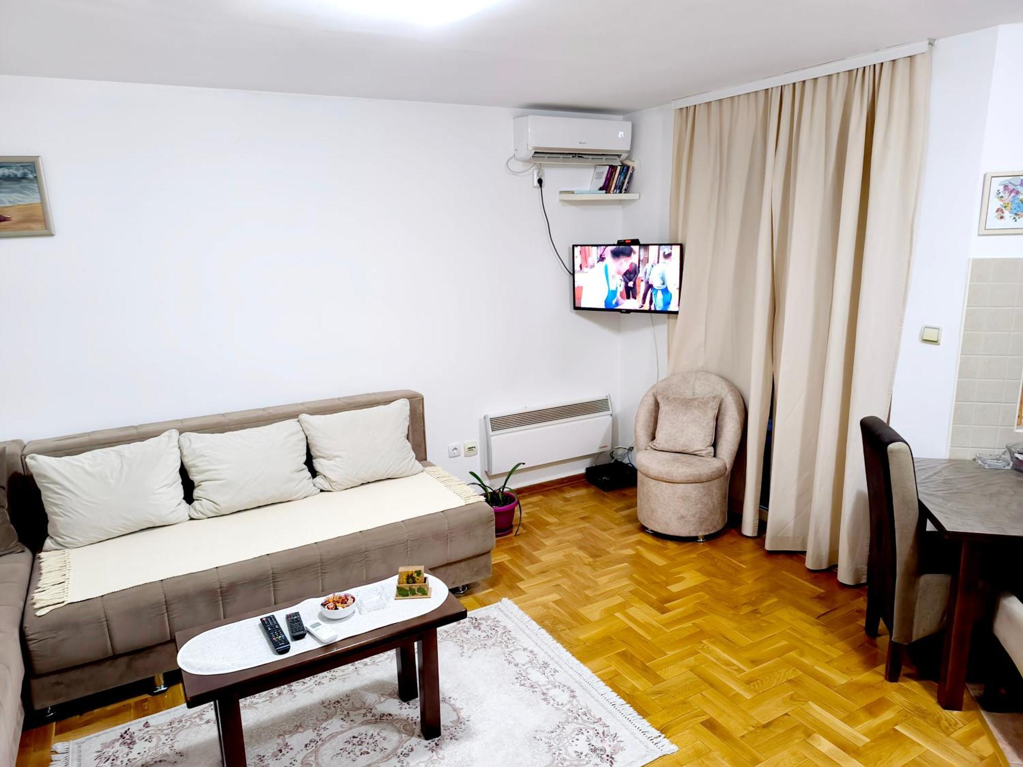 Apartment Laca Vrnjačka Banja Exteriör bild