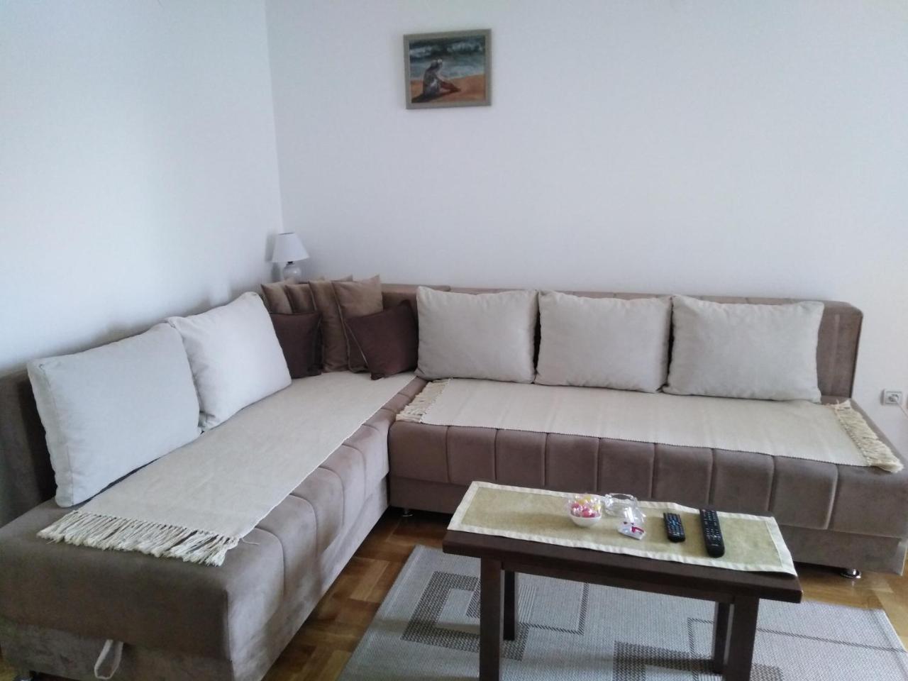Apartment Laca Vrnjačka Banja Exteriör bild