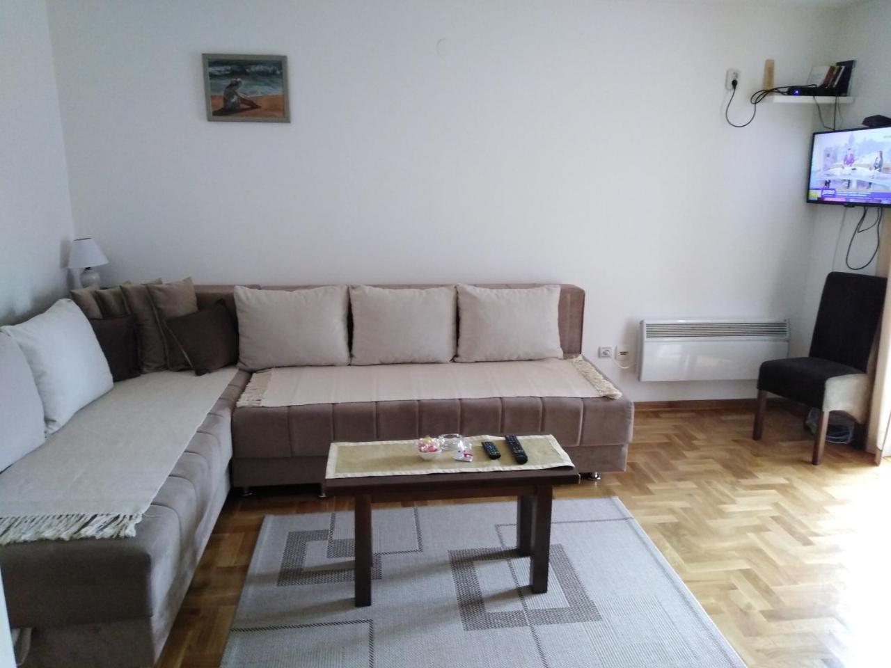 Apartment Laca Vrnjačka Banja Exteriör bild