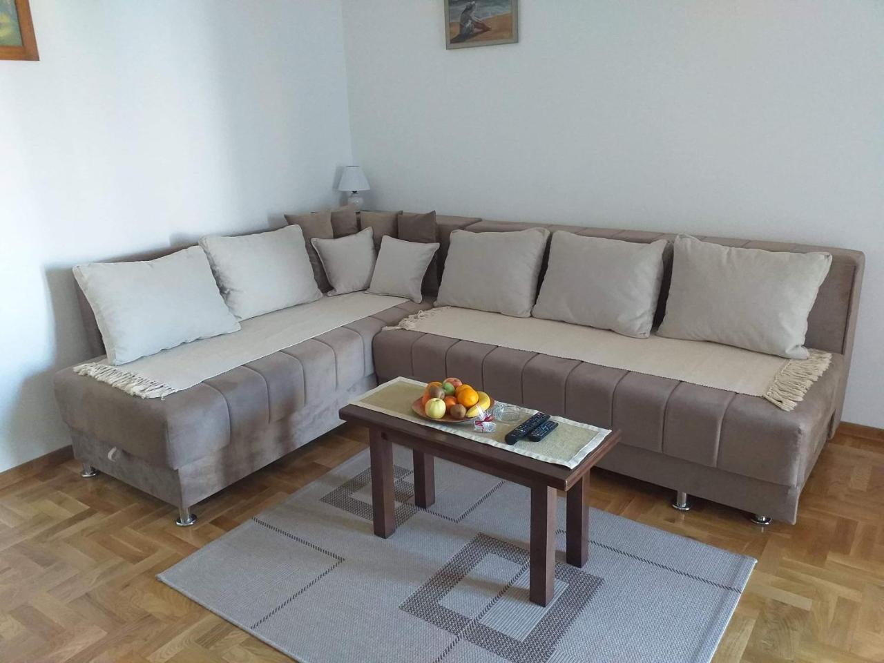 Apartment Laca Vrnjačka Banja Exteriör bild