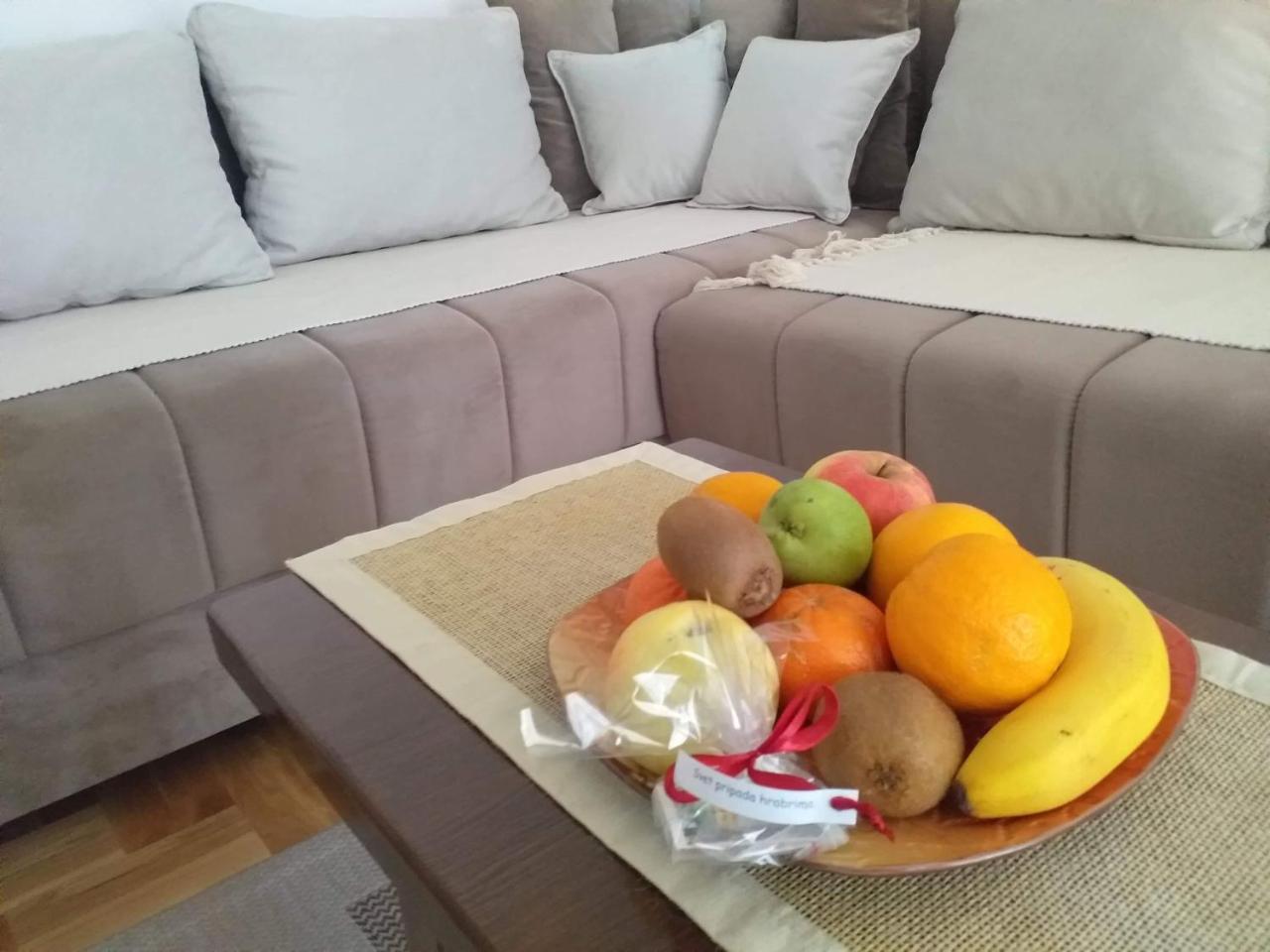 Apartment Laca Vrnjačka Banja Exteriör bild